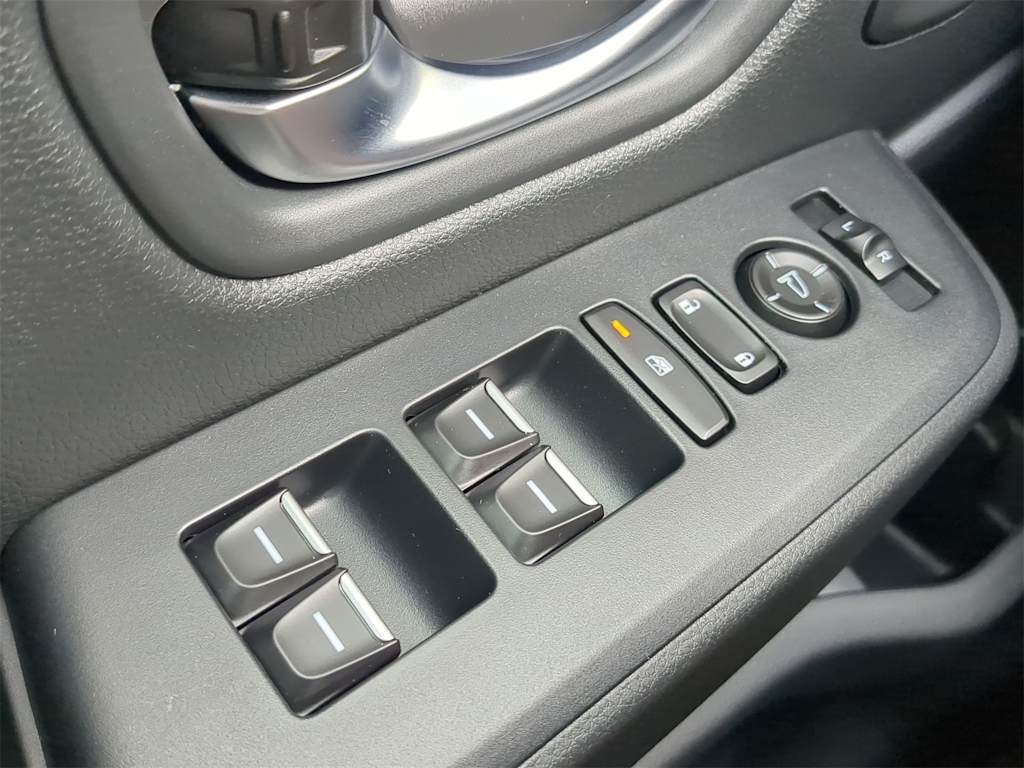 Thumbnail: 2026 Honda Passport - 24