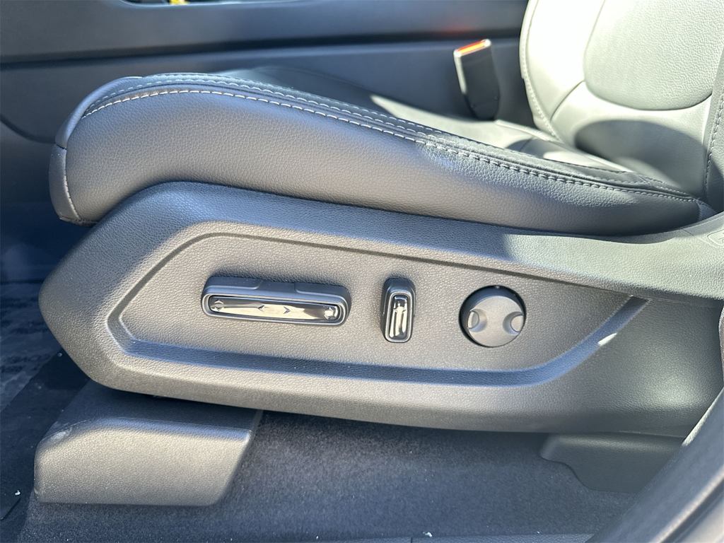 Thumbnail: 2026 Honda Passport - 17