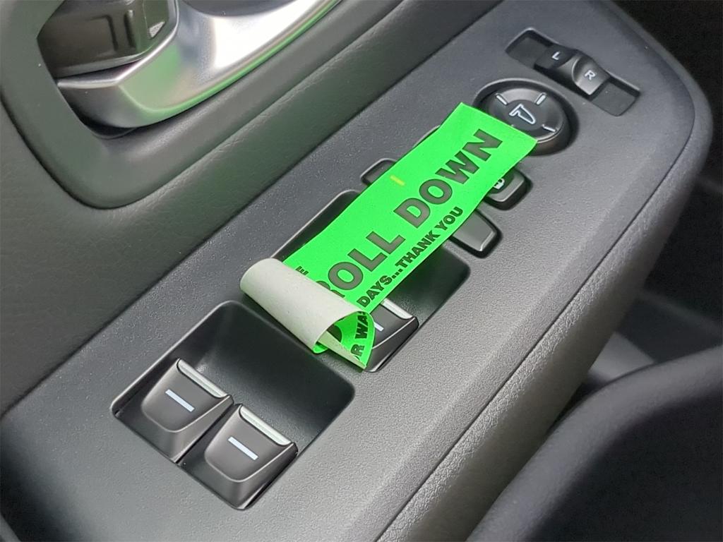 2025 Honda Pilot EX-L 14