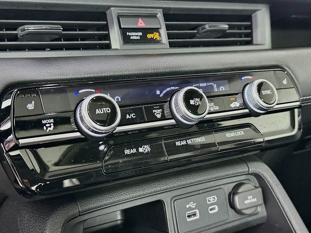 Thumbnail: 2023 Honda Pilot - 23