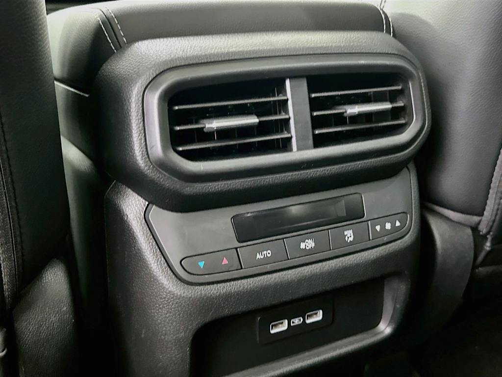 Thumbnail: 2023 Honda Pilot - 22