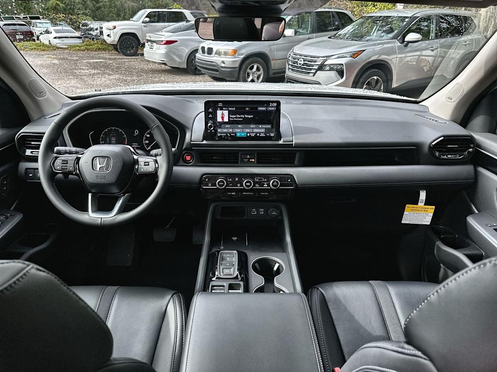 Thumbnail: 2025 Honda Pilot - 2