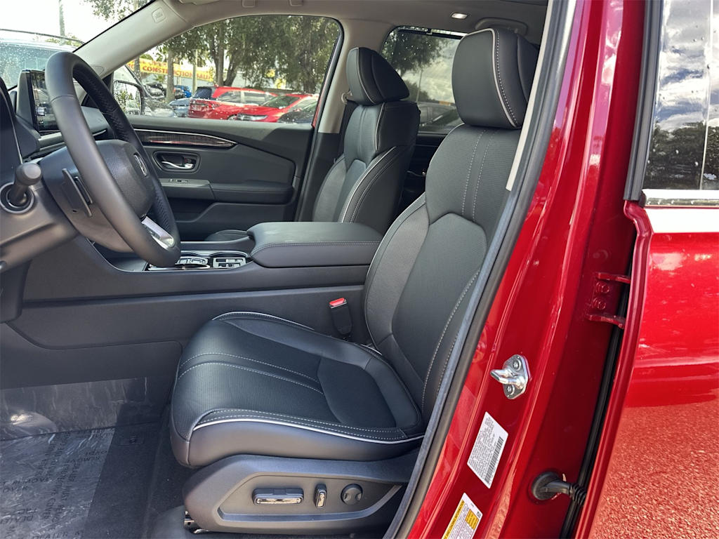 Thumbnail: 2025 Honda Pilot - 7