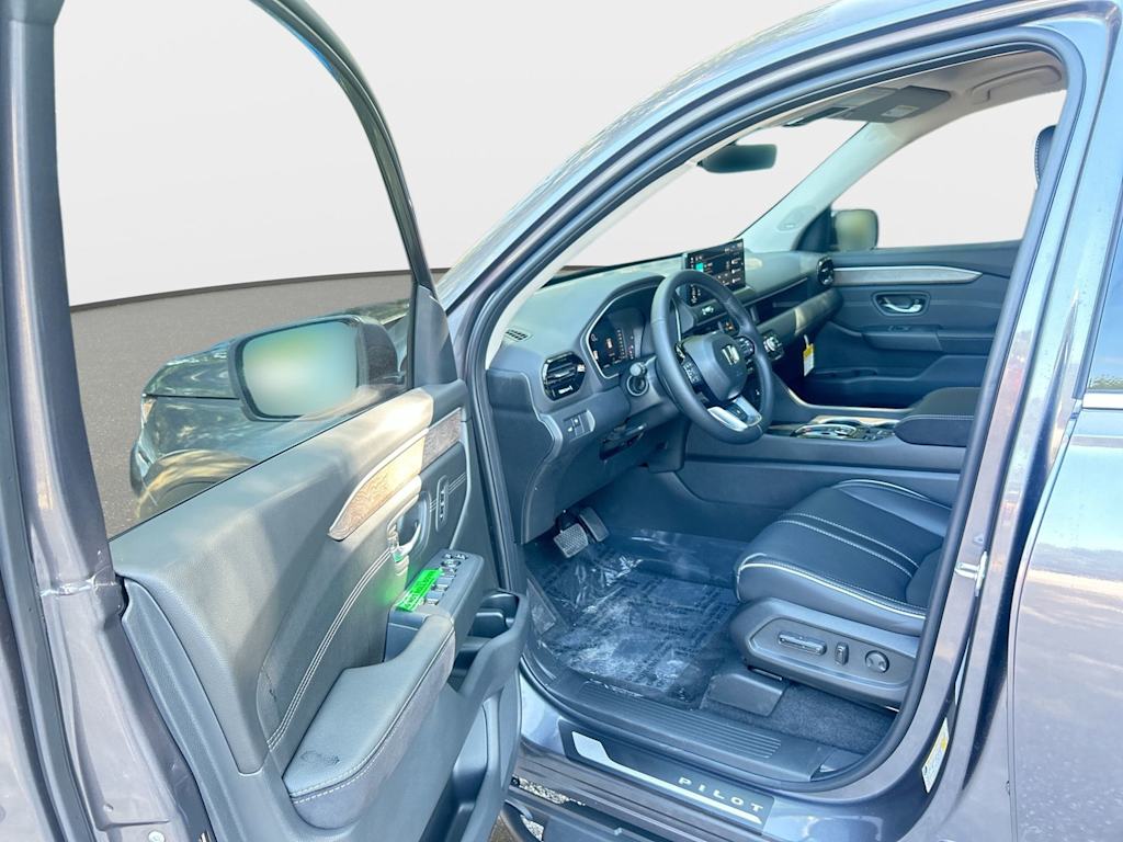 Thumbnail: 2026 Honda Pilot - 18