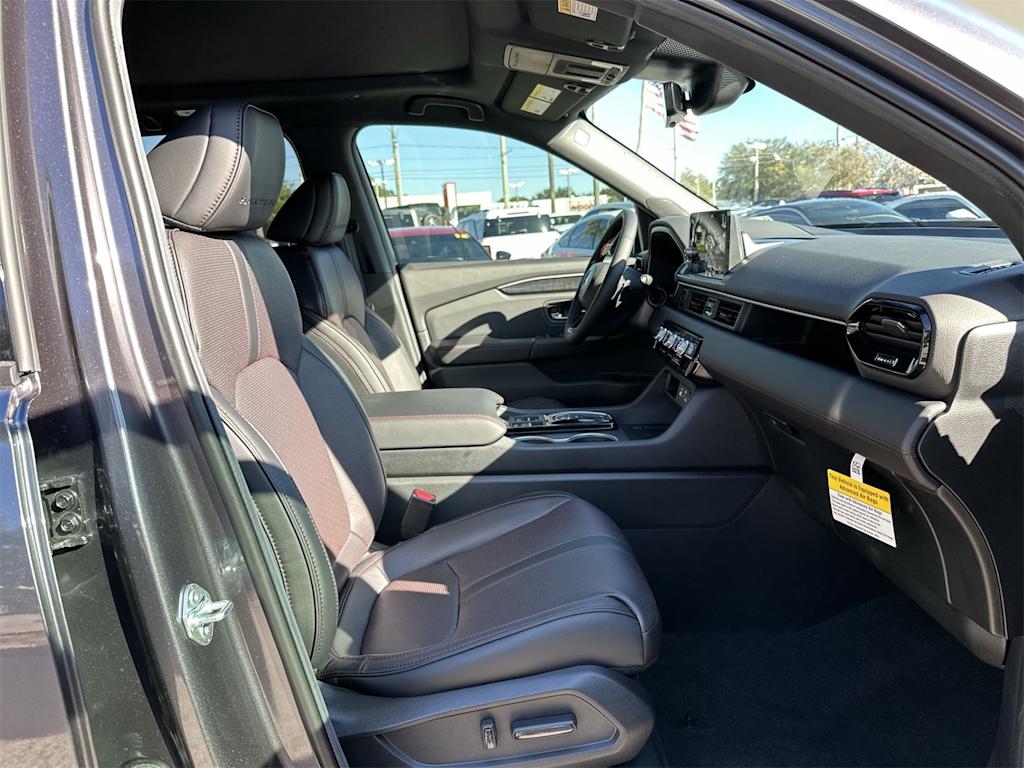 Thumbnail: 2025 Honda Pilot - 9