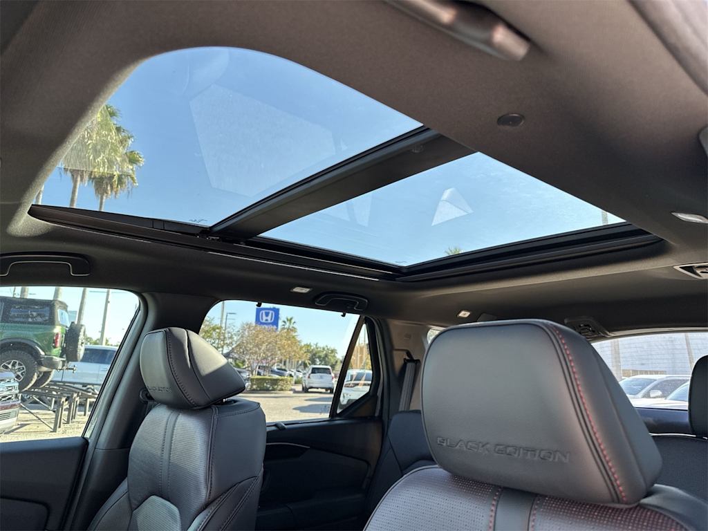 Thumbnail: 2025 Honda Pilot - 17