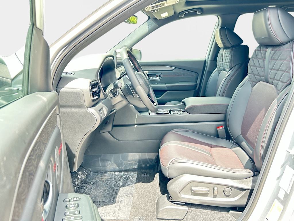 Thumbnail: 2026 Honda Pilot - 11