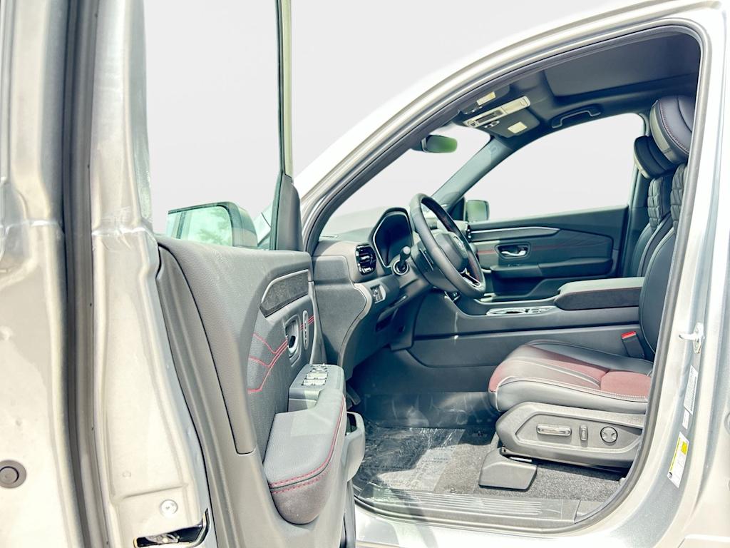 Thumbnail: 2026 Honda Pilot - 10