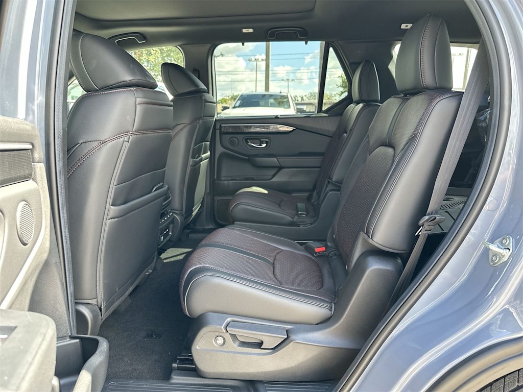 Thumbnail: 2025 Honda Pilot - 9