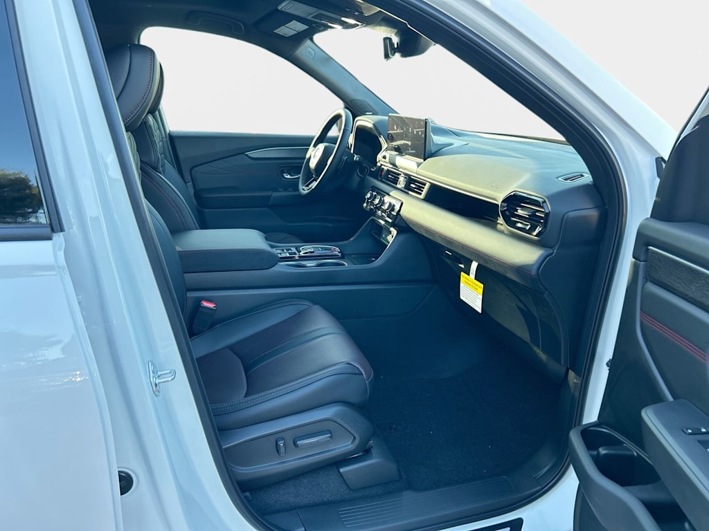Thumbnail: 2026 Honda Pilot - 11