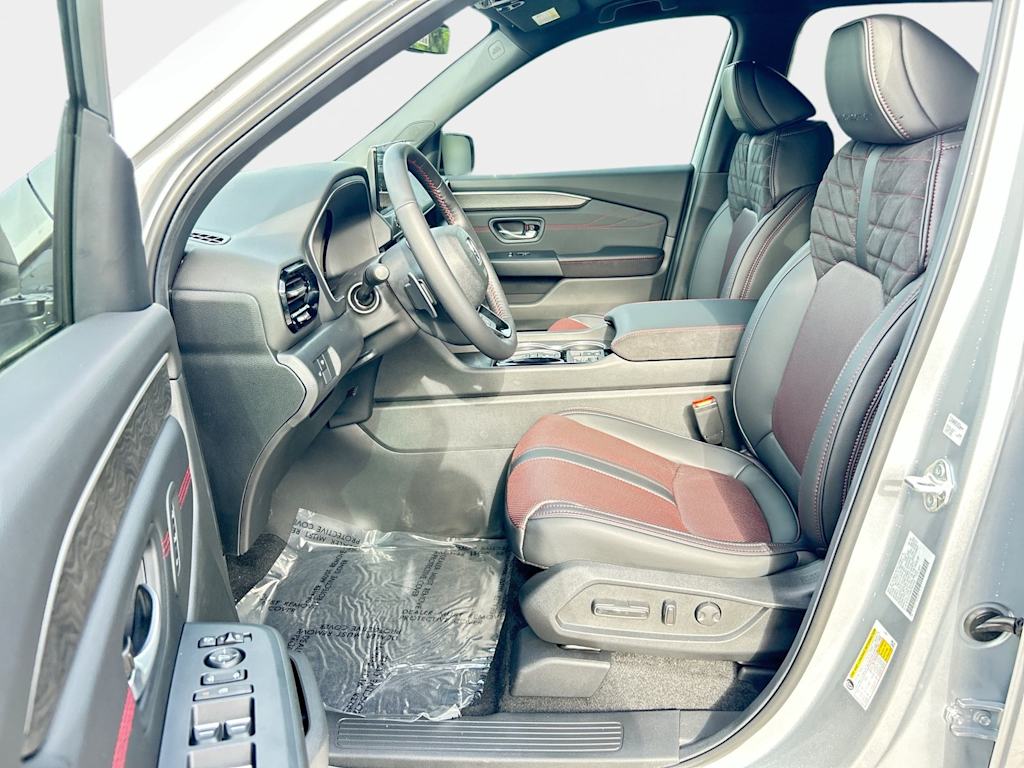 Thumbnail: 2026 Honda Pilot - 10