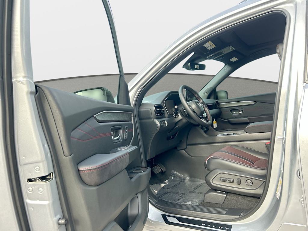 Thumbnail: 2026 Honda Pilot - 18