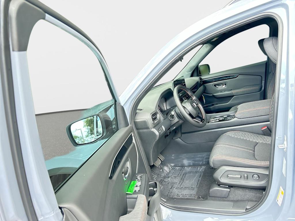 Thumbnail: 2026 Honda Pilot - 9