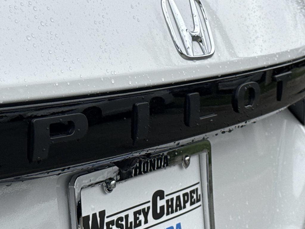 Thumbnail: 2026 Honda Pilot - 18