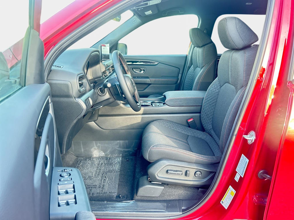 Thumbnail: 2026 Honda Pilot - 9