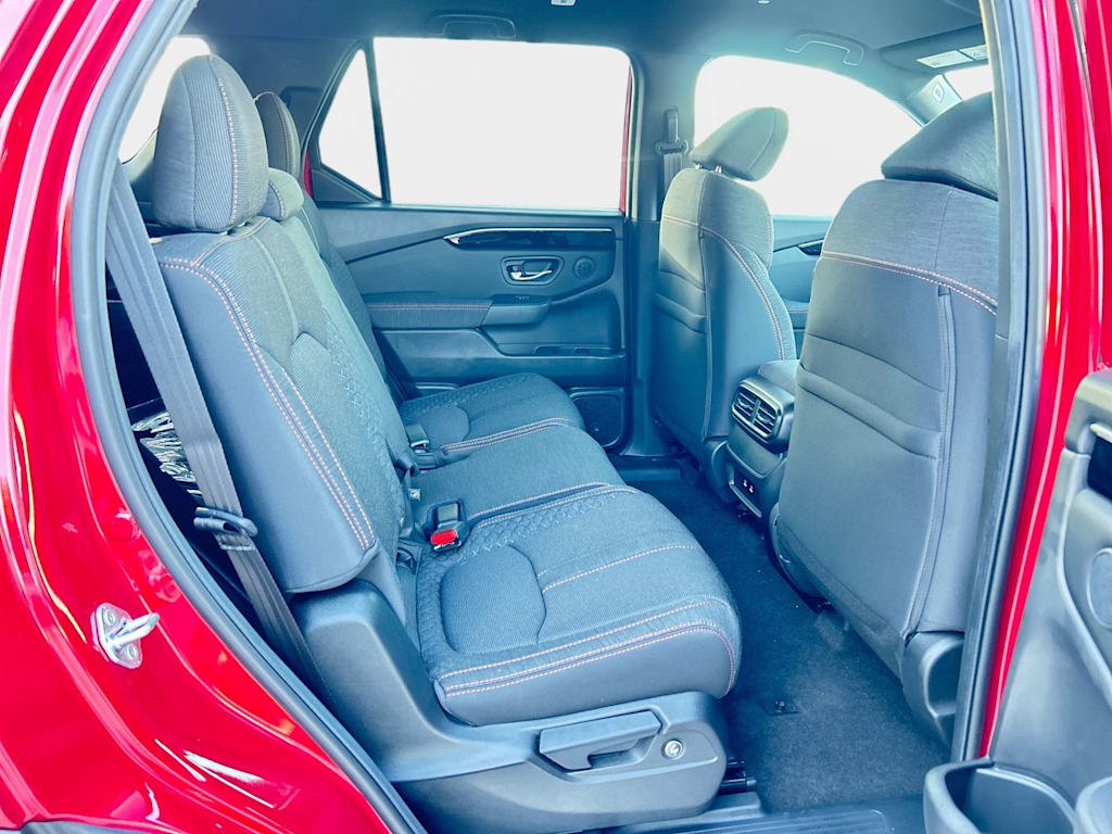Thumbnail: 2026 Honda Pilot - 18