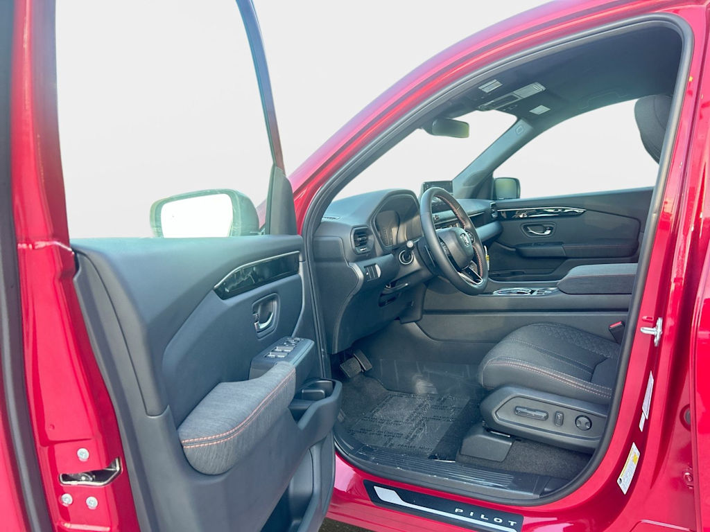 Thumbnail: 2026 Honda Pilot - 17