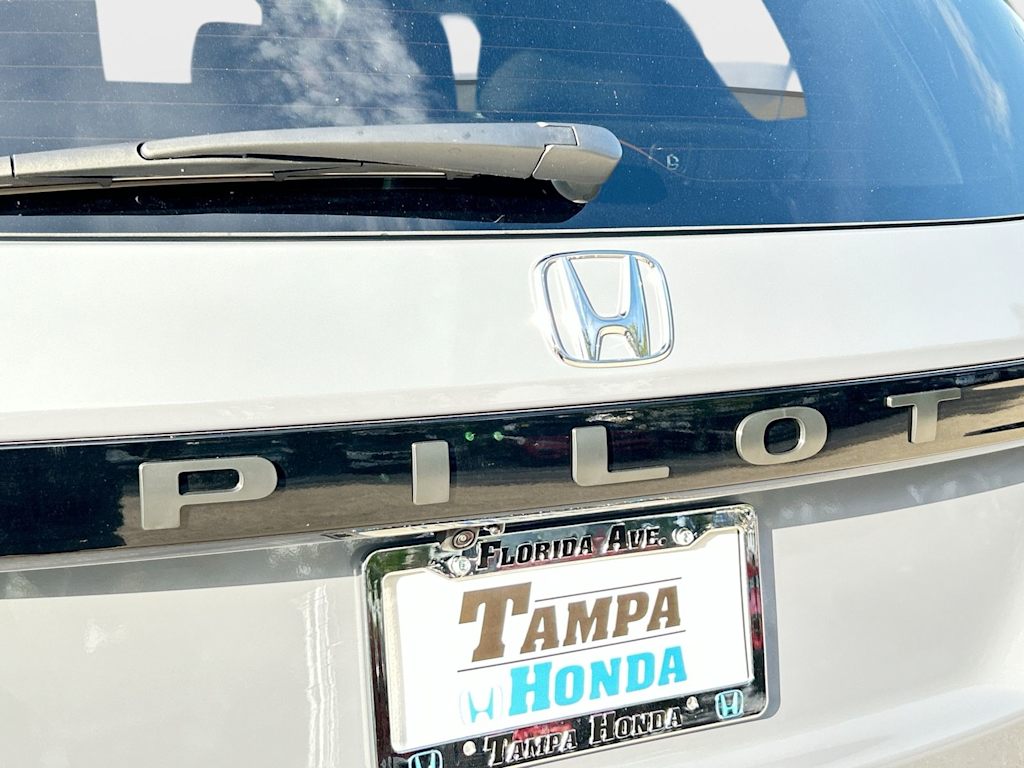 Thumbnail: 2026 Honda Pilot - 7
