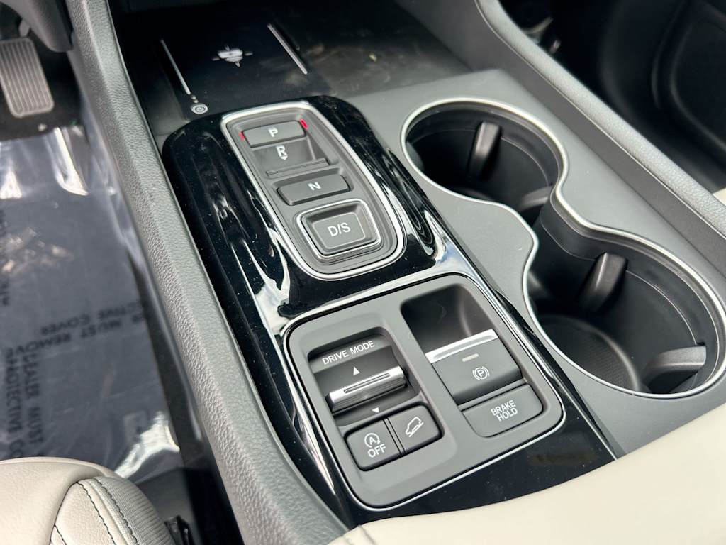 Thumbnail: 2026 Honda Pilot - 15