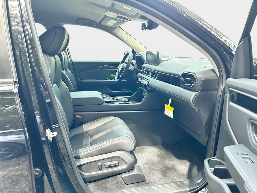 Thumbnail: 2026 Honda Pilot - 9