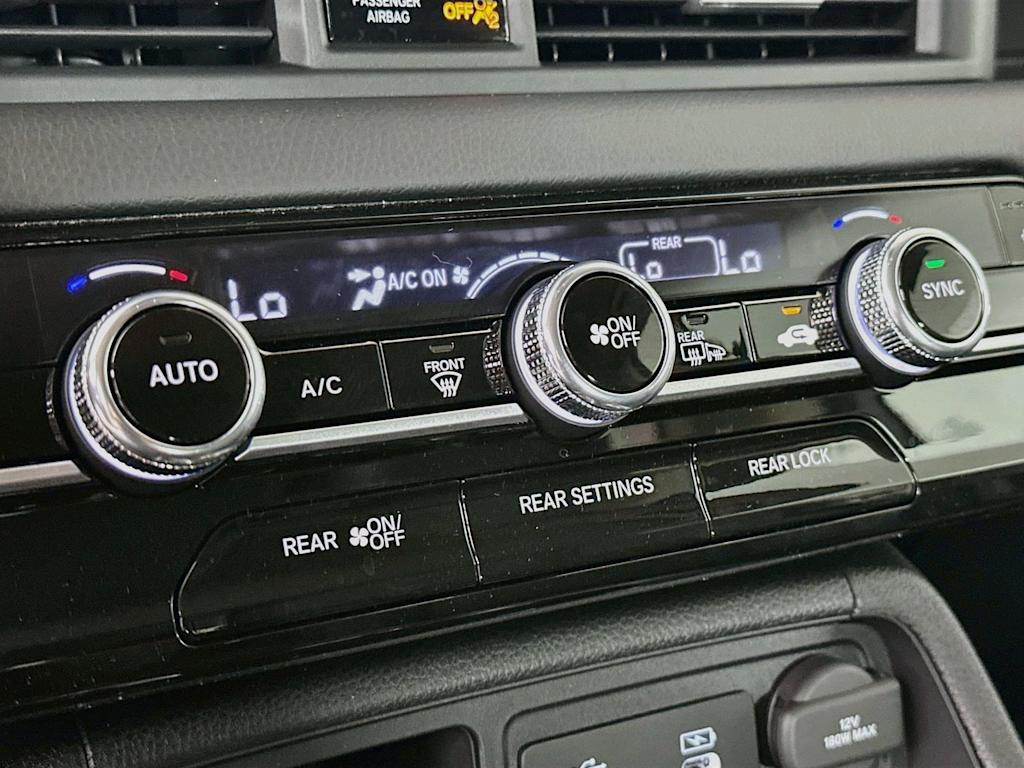 Thumbnail: 2026 Honda Pilot - 23