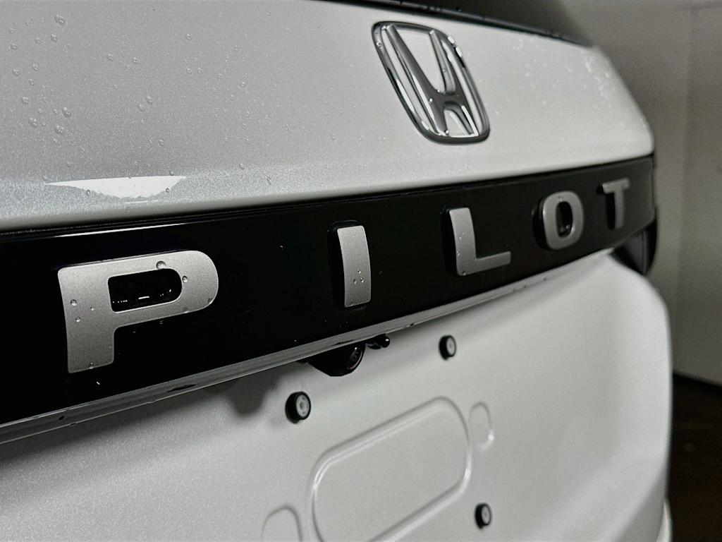 Thumbnail: 2026 Honda Pilot - 21