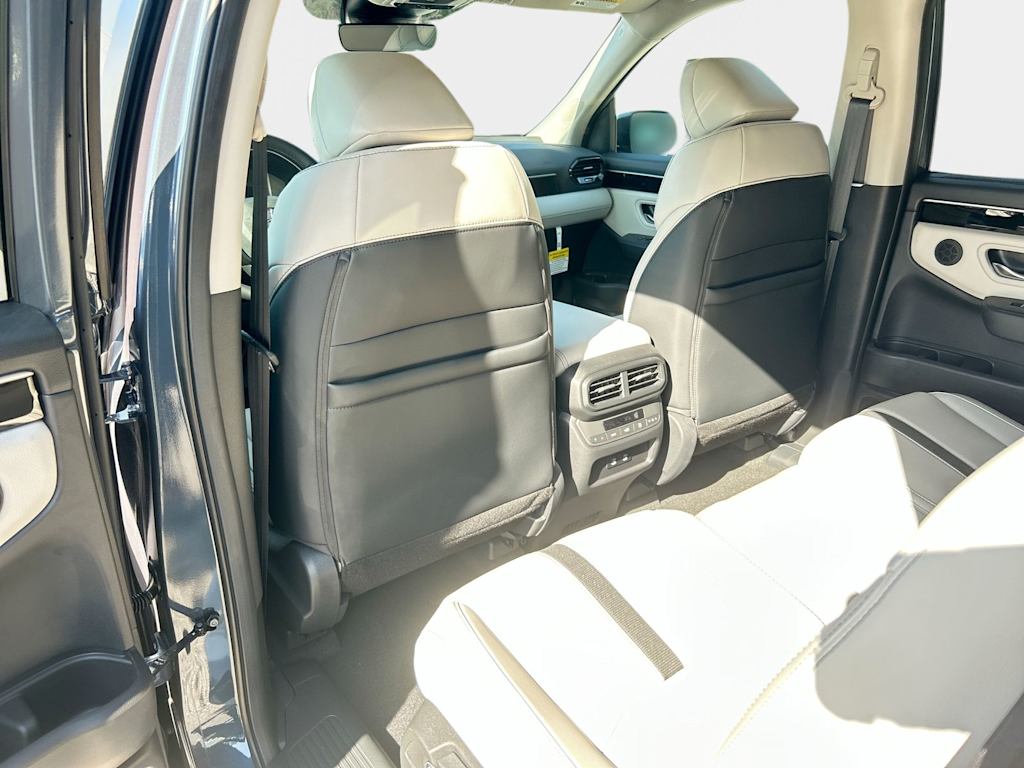 Thumbnail: 2026 Honda Pilot - 12
