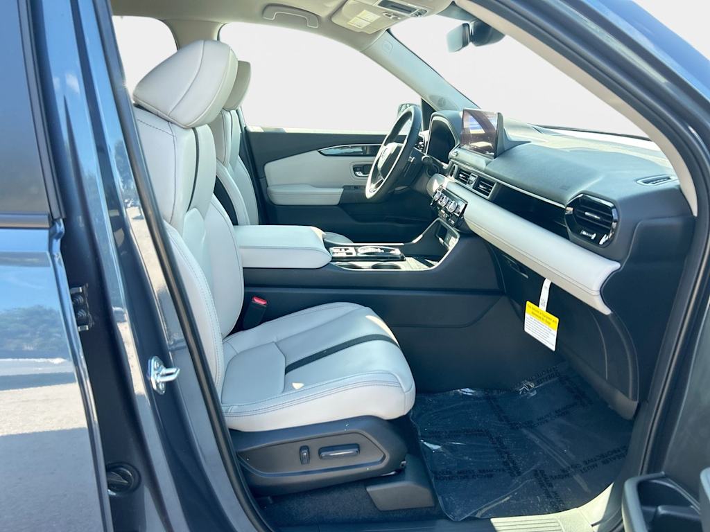 Thumbnail: 2026 Honda Pilot - 19