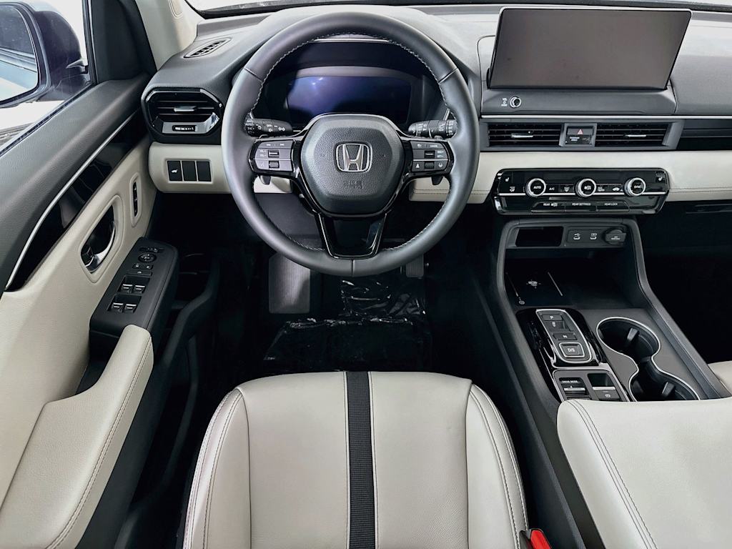 Thumbnail: 2026 Honda Pilot - 9