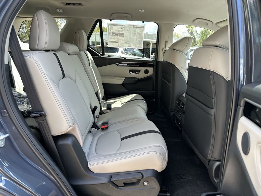 Thumbnail: 2026 Honda Pilot - 19
