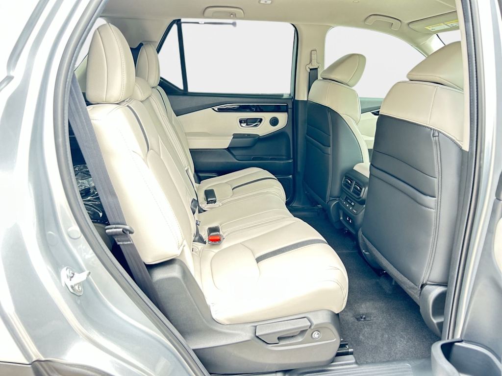 Thumbnail: 2026 Honda Pilot - 17