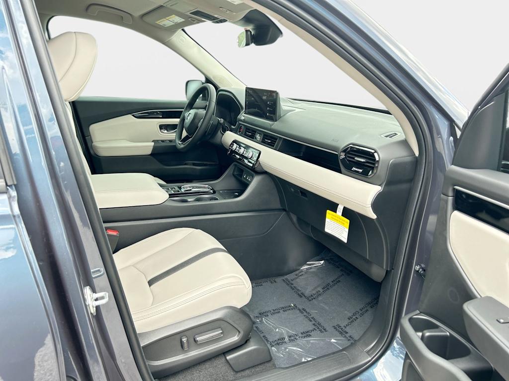 Thumbnail: 2026 Honda Pilot - 2