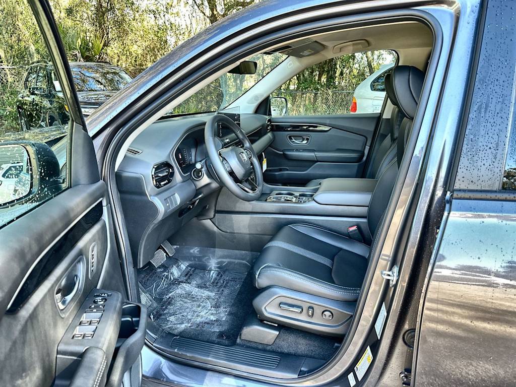 Thumbnail: 2026 Honda Pilot - 10