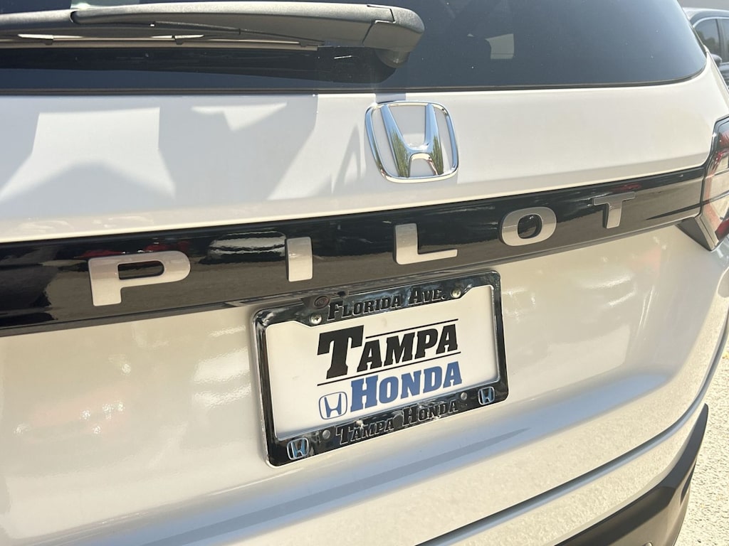 Thumbnail: 2026 Honda Pilot - 7