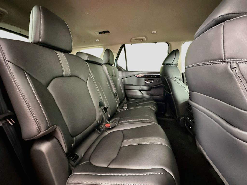 Thumbnail: 2026 Honda Pilot - 33