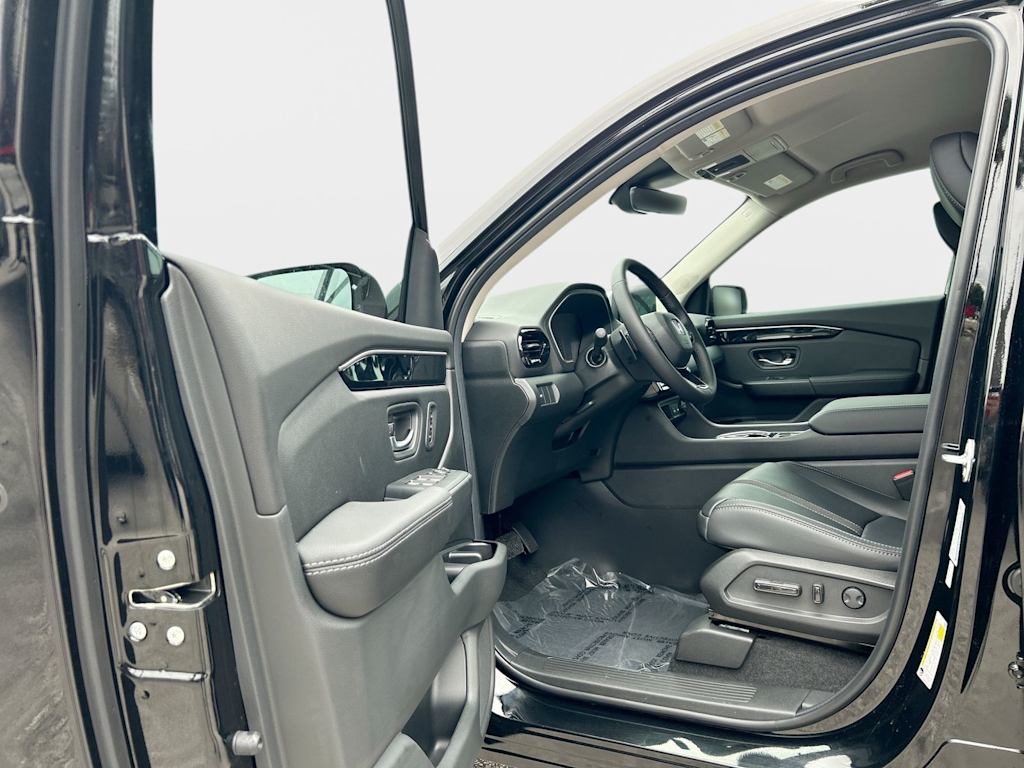 Thumbnail: 2026 Honda Pilot - 9