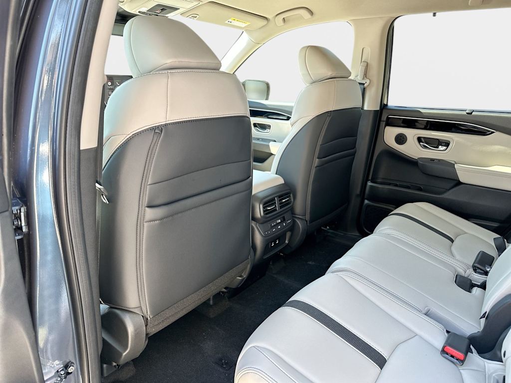 Thumbnail: 2026 Honda Pilot - 12