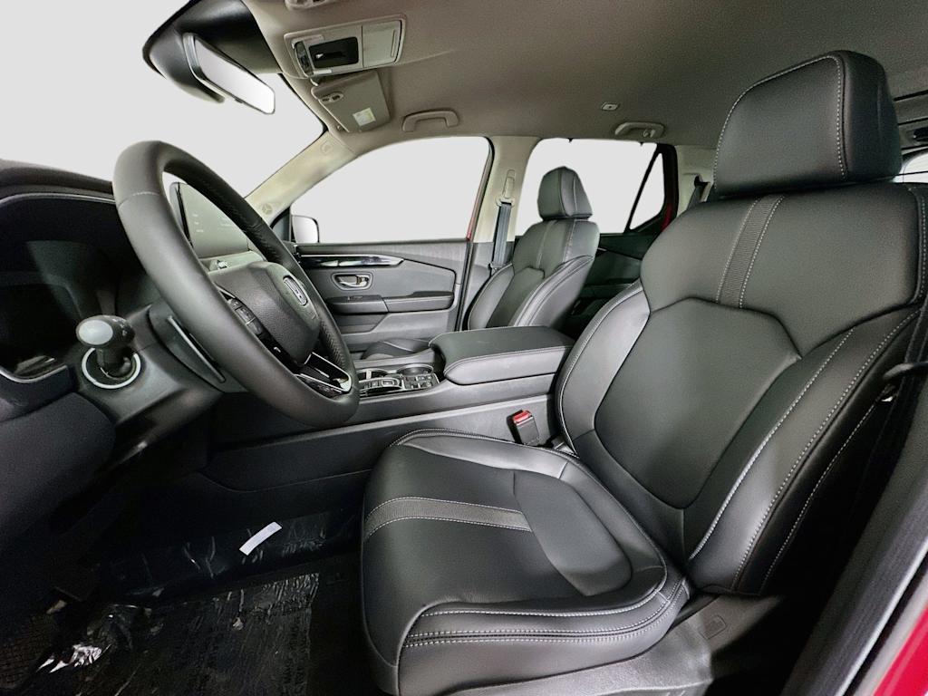 Thumbnail: 2026 Honda Pilot - 10