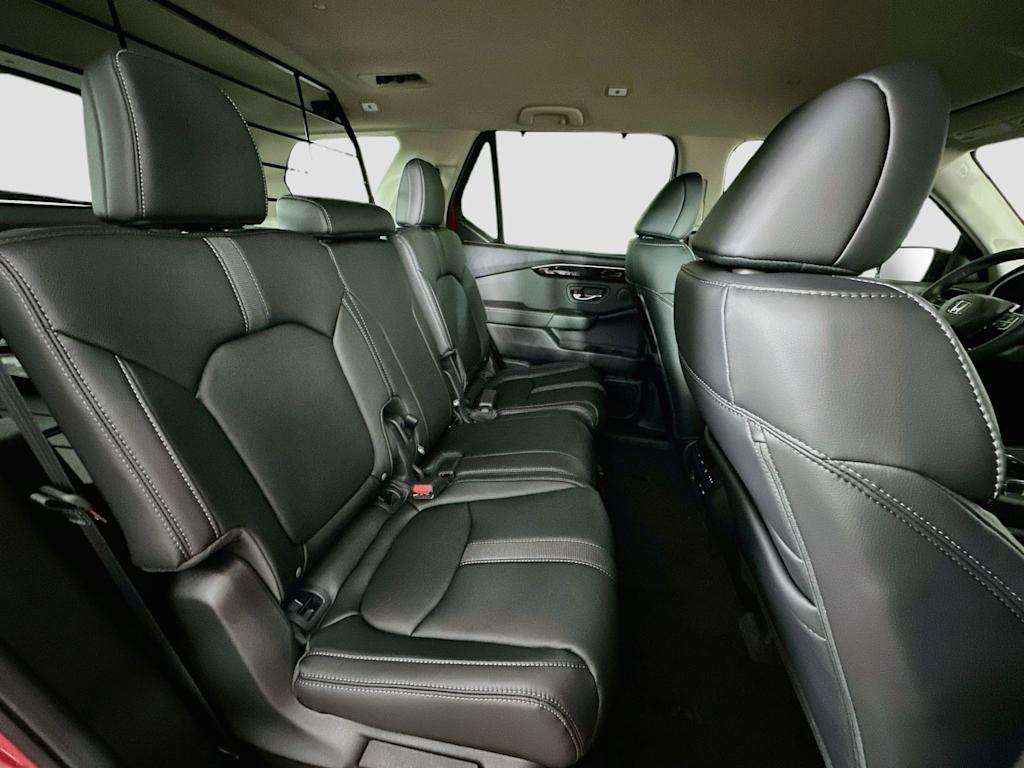 Thumbnail: 2026 Honda Pilot - 31