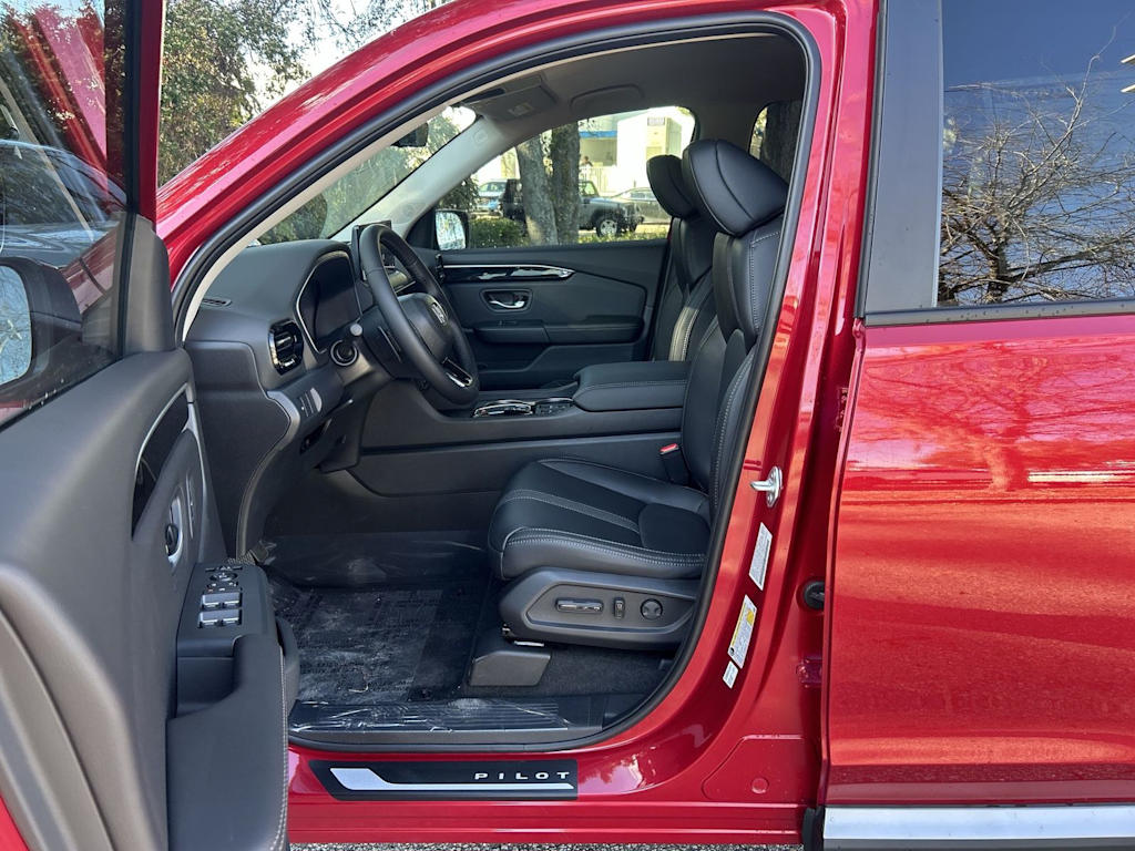 Thumbnail: 2026 Honda Pilot - 18