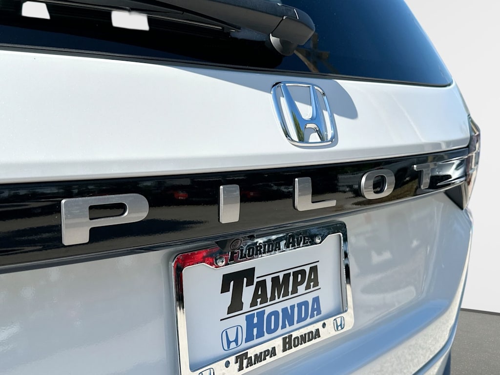 Thumbnail: 2026 Honda Pilot - 7