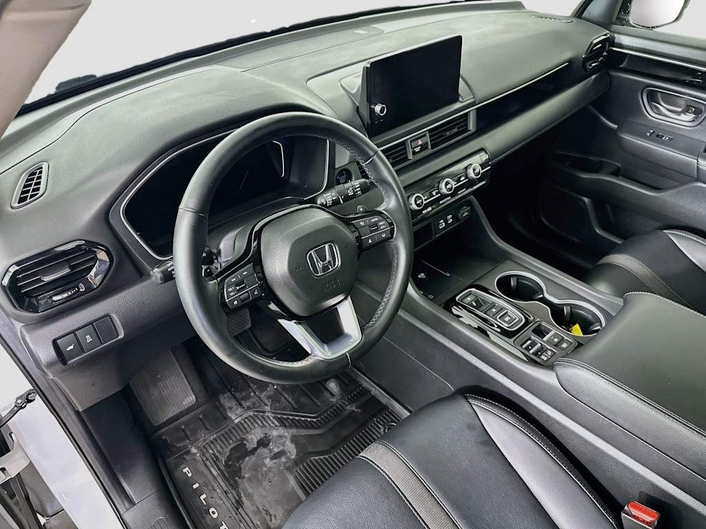 Thumbnail: 2023 Honda Pilot - 2