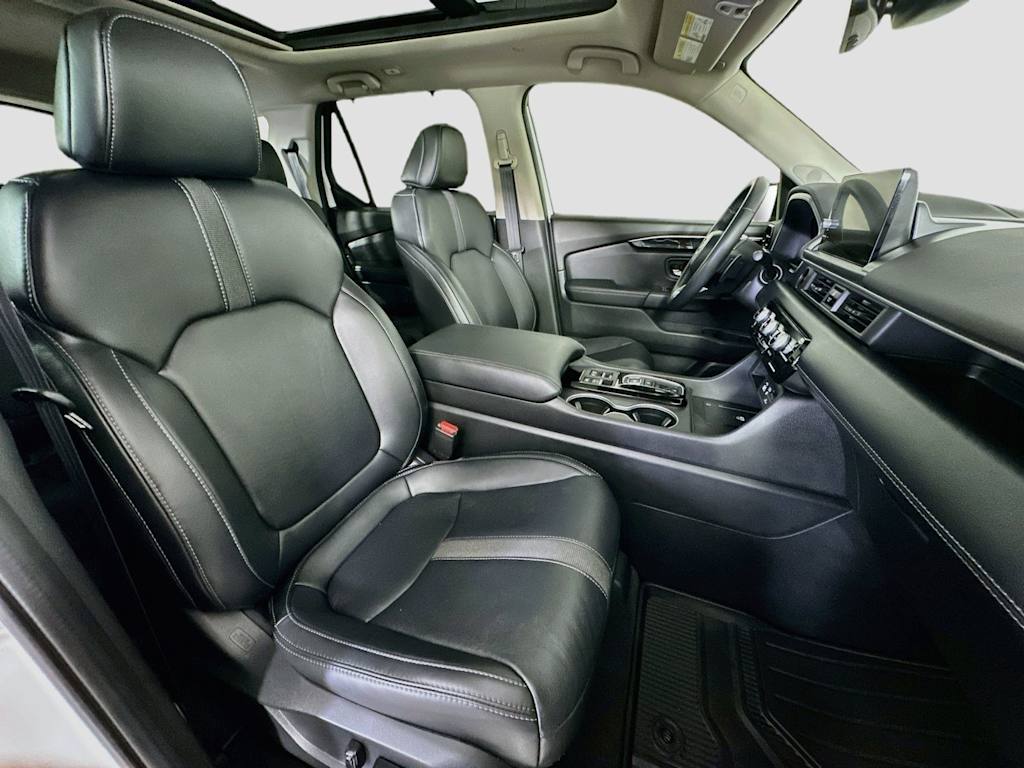 Thumbnail: 2023 Honda Pilot - 12