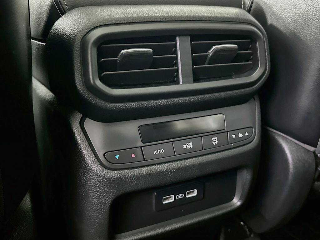 Thumbnail: 2023 Honda Pilot - 21