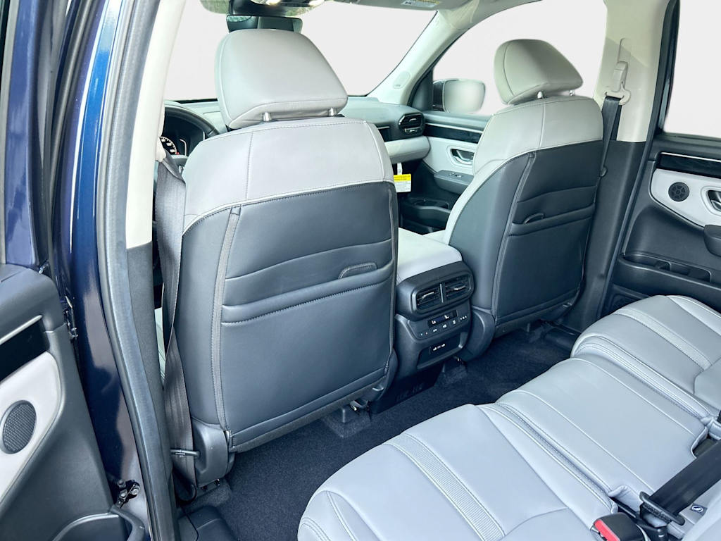 Thumbnail: 2025 Honda Pilot - 11