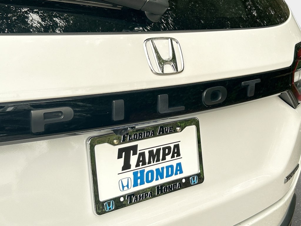 Thumbnail: 2023 Honda Pilot - 6