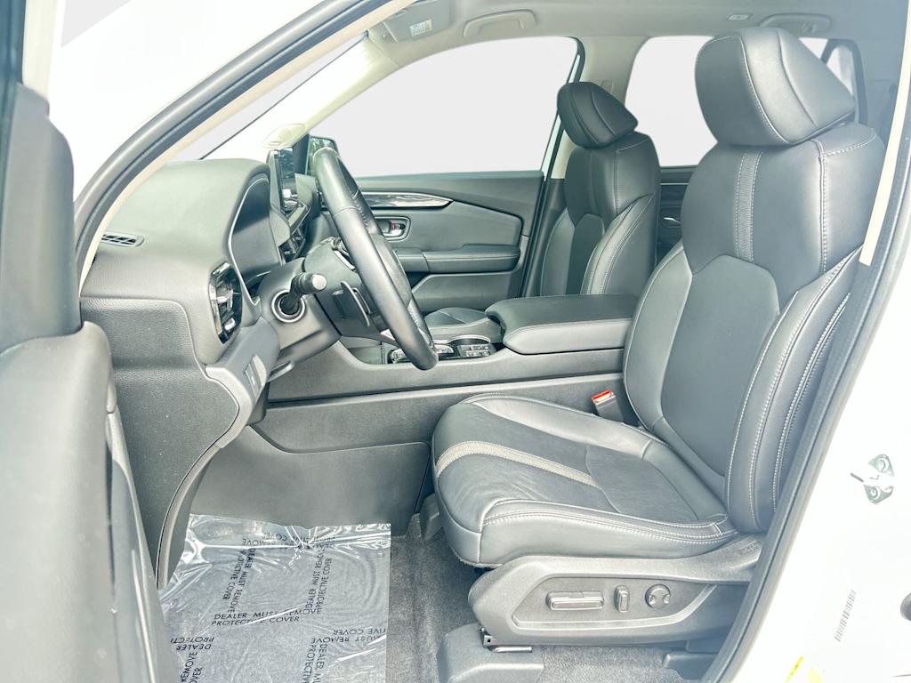 Thumbnail: 2023 Honda Pilot - 9