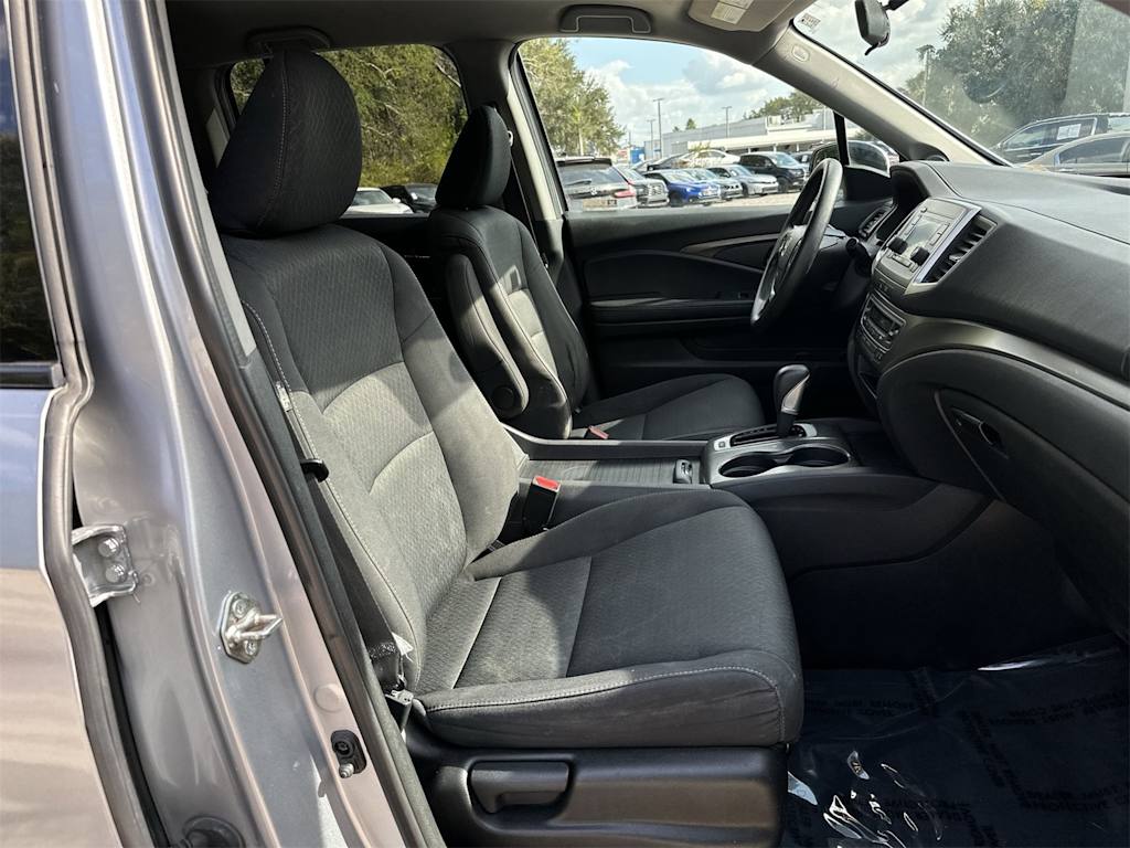 Thumbnail: 2019 Honda Ridgeline - 20