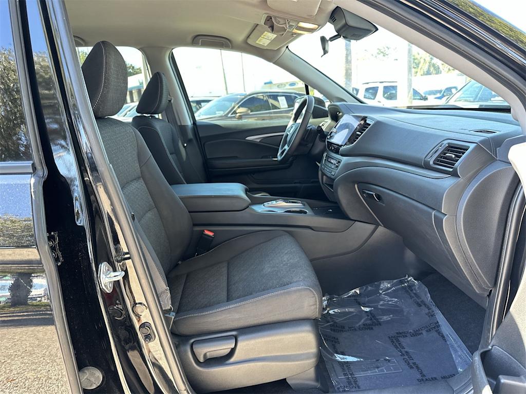 Thumbnail: 2025 Honda Ridgeline - 9