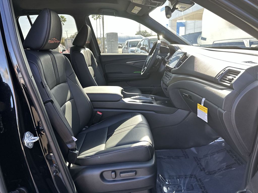 Thumbnail: 2026 Honda Ridgeline - 9